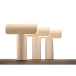 Secto Design Teelo bordslampa, björk 38cm