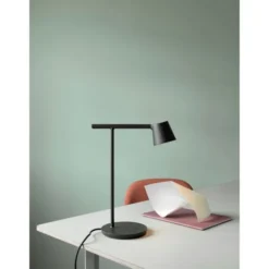 Muuto Tip bordslampa, svart