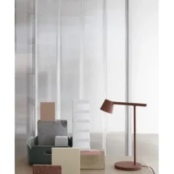 Muuto Tip bordslampa, vit