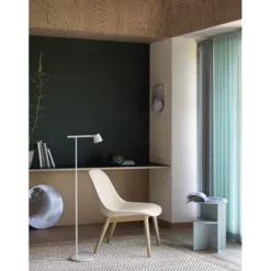 Muuto Tip golvlampa, grå