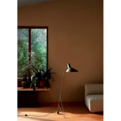 &tradition Tripod HM8 golvlampa, Moss 134cm