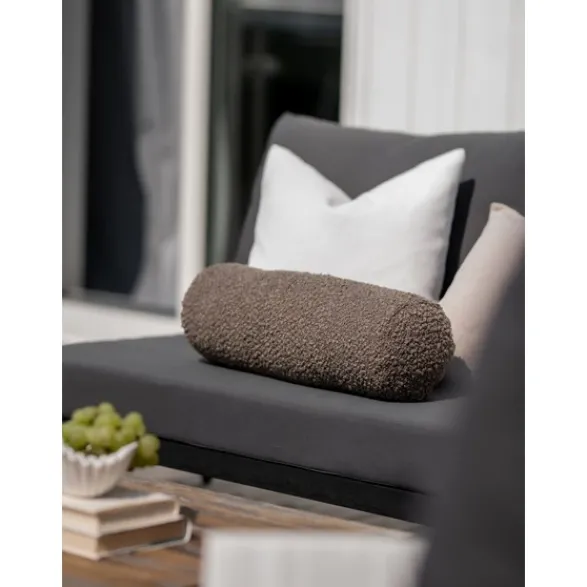 Svanefors Trond Kudde, Nougat 15x15x45cm