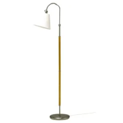 Armaturhantverk Tullgarn golvlampa, råjärn/ek 145cm