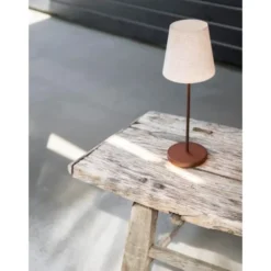 Watt & Veke Tyra portabel bordslampa