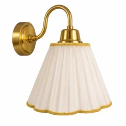 Hallbergs Belysning Valetta Vägglampa Antik mässing