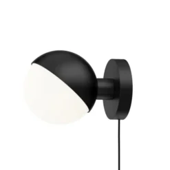 Louis Poulsen VL Studio vägglampa svart Ø15